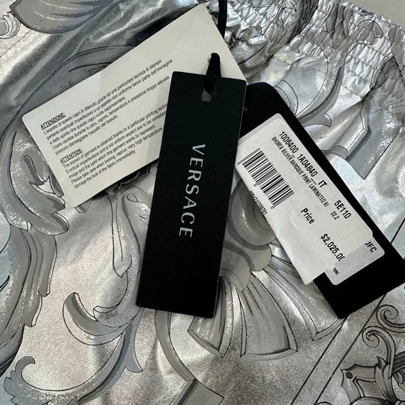 Versace Baroque Silver Silk Shorts - Picture 9 of 11